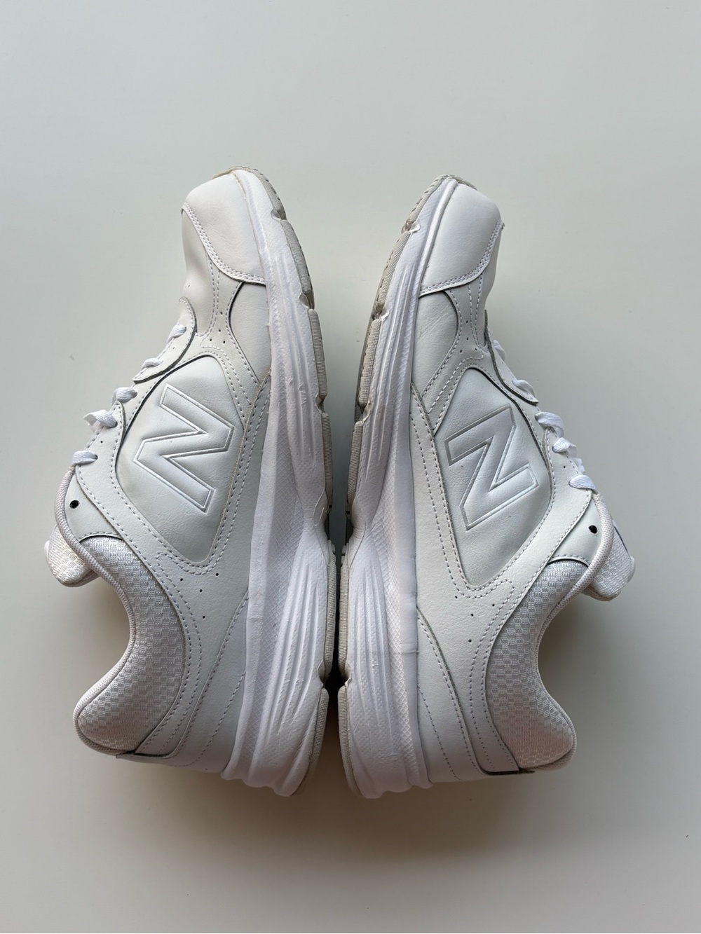 New Balance Men’s 456 White Athletic Sneakers with OrthoLite Footbed. Sz 10.5 - Picture 3 of 8